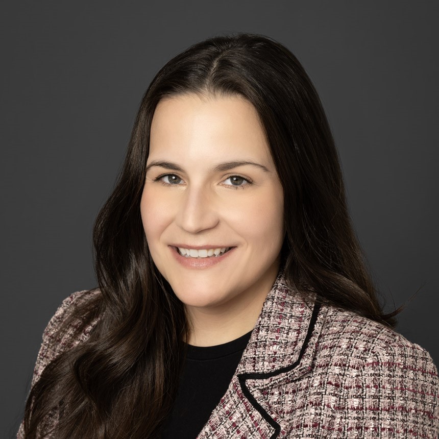 Sarah Issner image